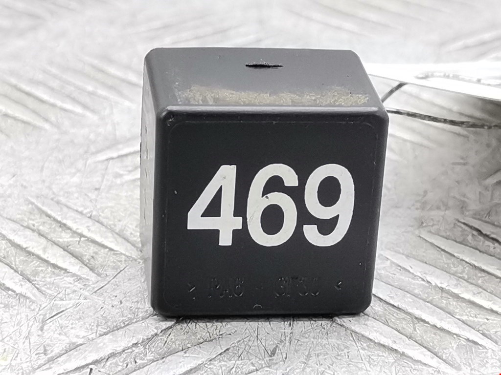 Реле SKODA Octavia A4 1U- 1997-2010