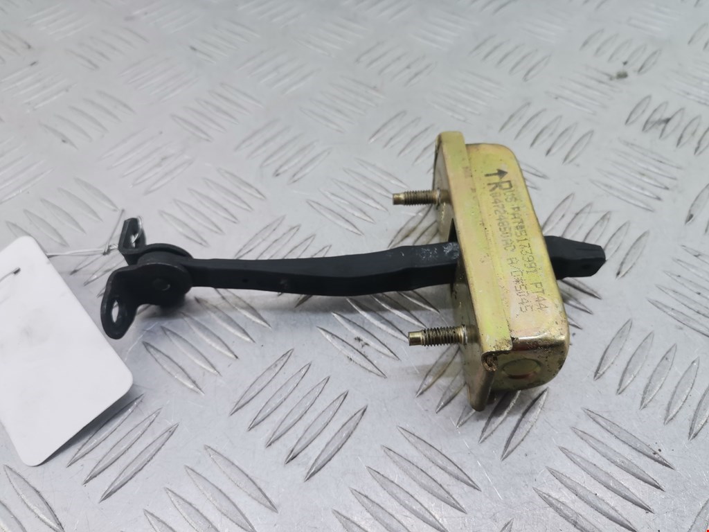 Ограничитель открывания двери CHRYSLER PT Cruser 2000-2010