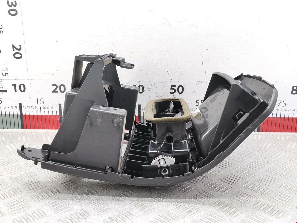 Консоль VOLKSWAGEN Polo IV 2001-2009