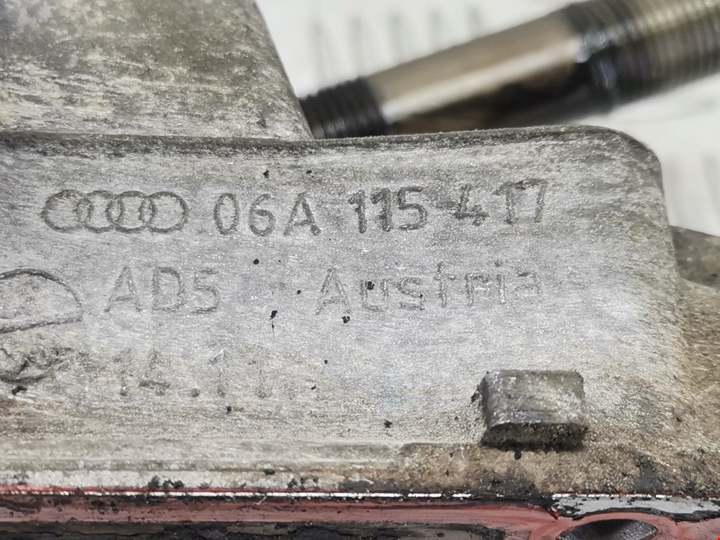 Корпус масляного фильтра VOLKSWAGEN Touran 2003-2010