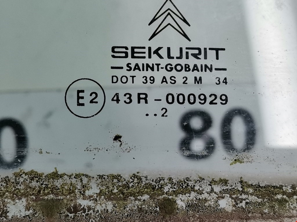 Стекло двери заднее правое CITROEN C5 I 2001-2008