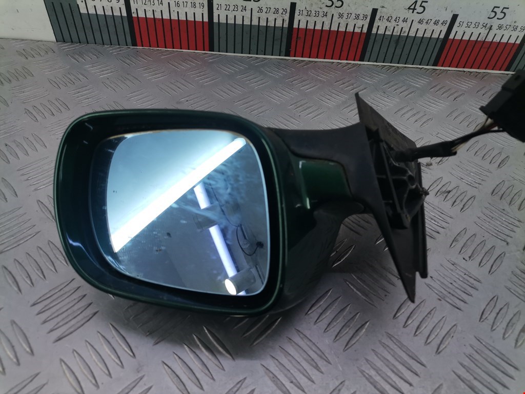 Зеркало правое AUDI A4 B5 1995-2001