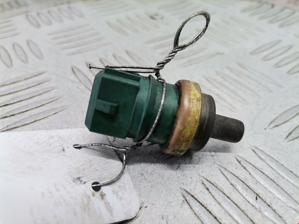 Датчик температуры (охлаждающей жидкости) VOLKSWAGEN Passat B5 1997-2005