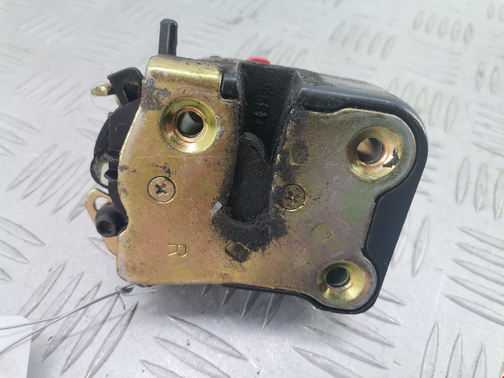 Замок двери задней правой CHRYSLER PT Cruser 2000-2010