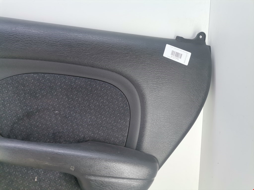 Обшивка двери задняя правая CHRYSLER PT Cruser 2000-2010