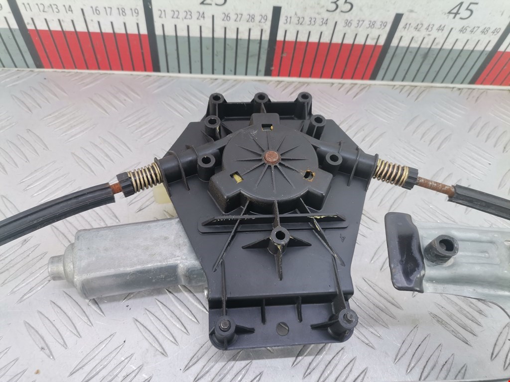 Стеклоподъемник задний правый CHRYSLER PT Cruser 2000-2010