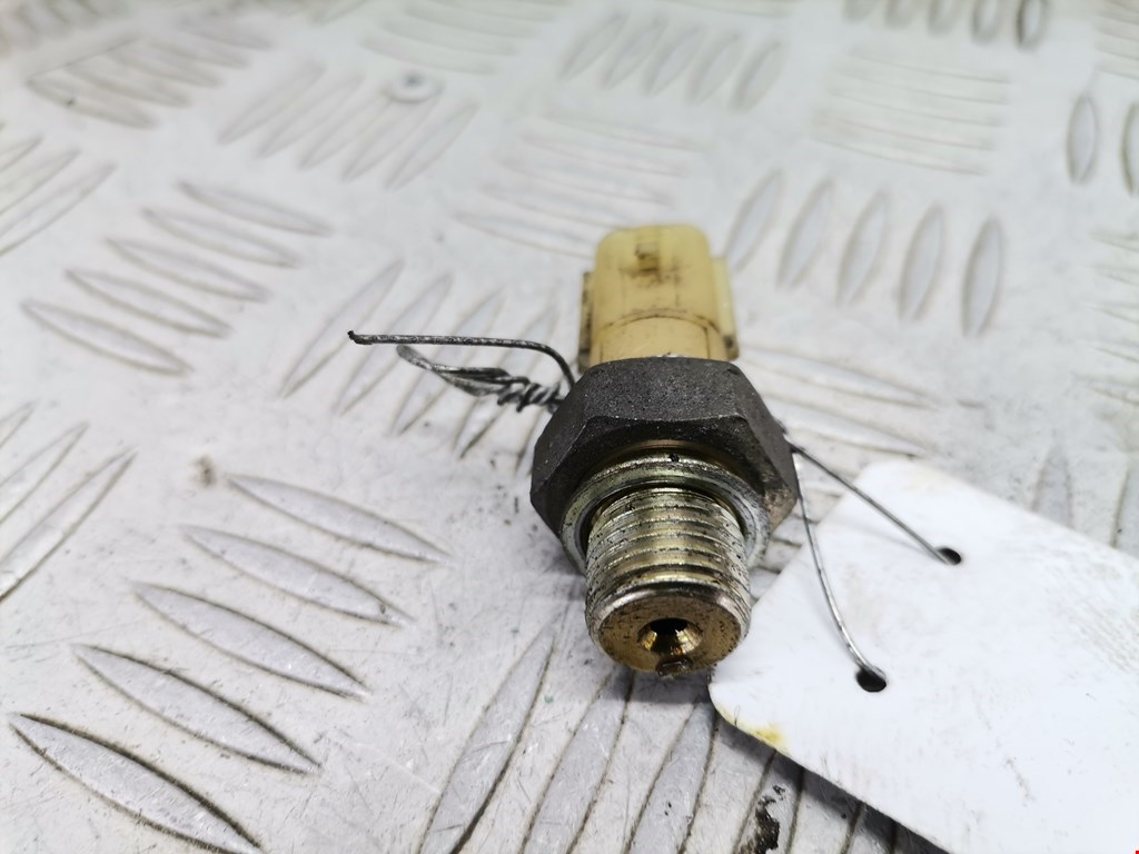 Датчик давления масла RENAULT Scenic II 2003-2010