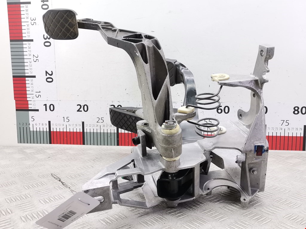 Блок педалей (педальный узел) AUDI A4 B5 1995-2001