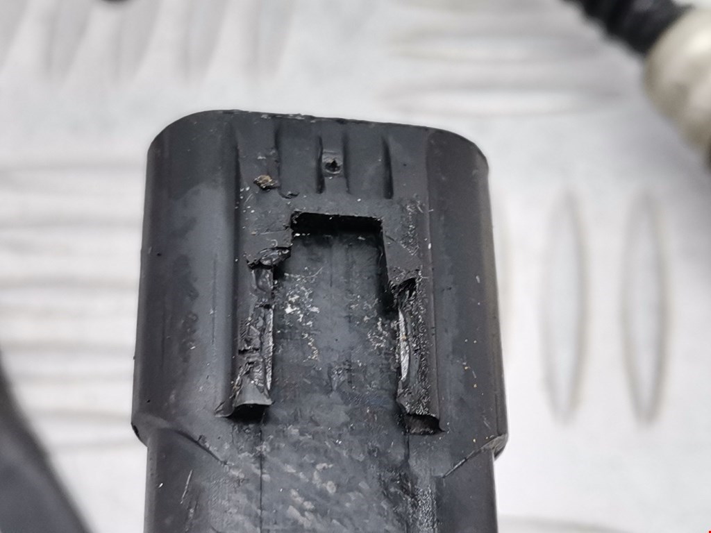 Датчик кислородный lambdasond RENAULT Scenic II 2003-2010