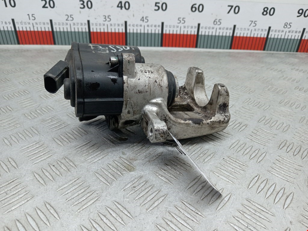 Суппорт задний левый VOLKSWAGEN Passat B6 2005-2011