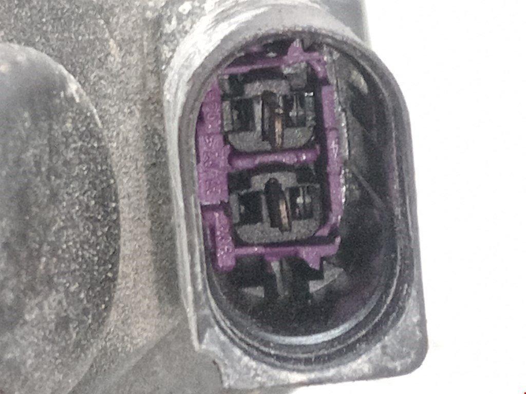 Суппорт задний левый VOLKSWAGEN Passat B6 2005-2011