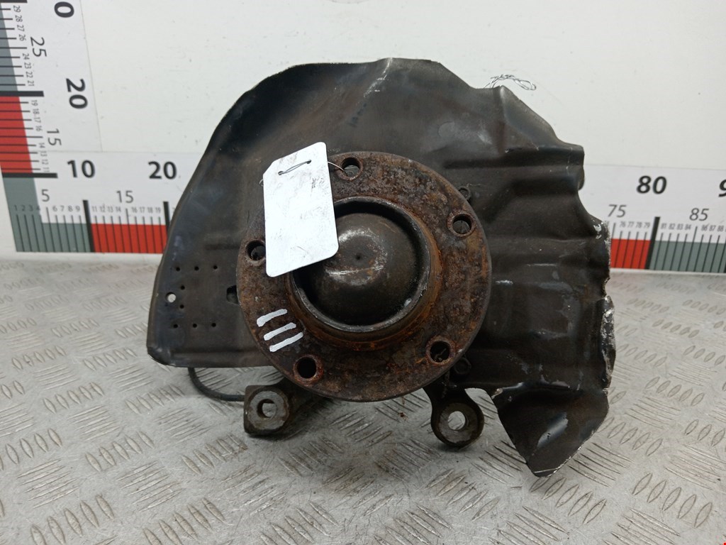 Ступица (кулак цапфа) передняя правая BMW 3-Series (E46) (1998-2007)