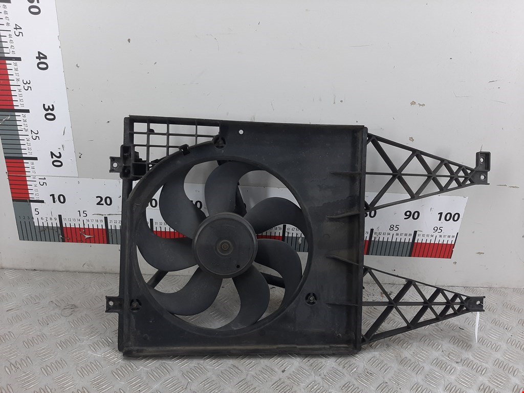 Вентилятор радиатора основного AUDI A3 8L 1996-2003