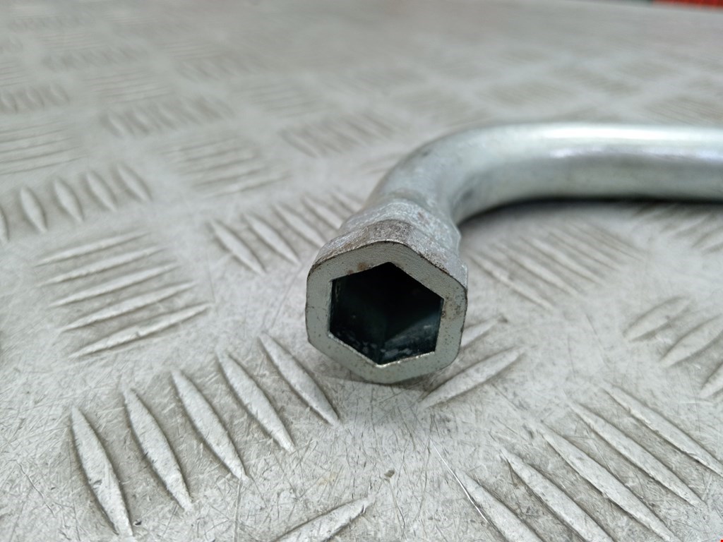 Ключ балонный SEAT Ibiza 2002-2008