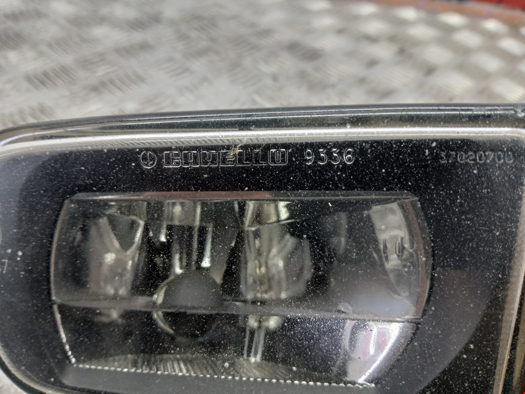 Фара противотуманная правая (ПТФ) BMW Z3 E36 1996-2002