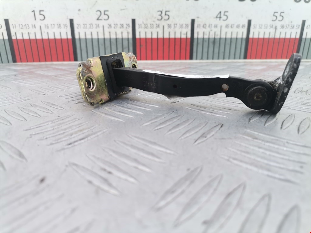 Ограничитель открывания двери KIA Cerato I 2004-2009