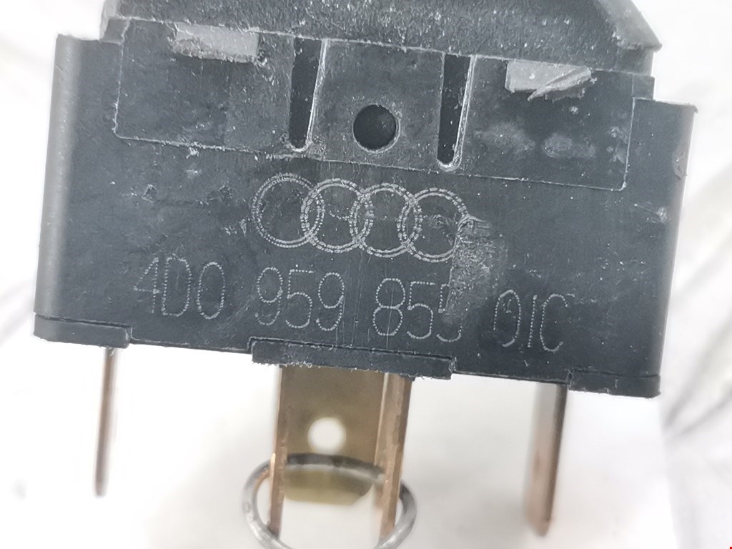 Кнопка стеклоподъемника AUDI A4 B5 1995-2001