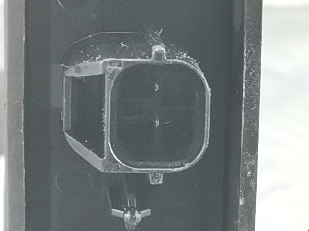 Замок двери передней правой MITSUBISHI Space Star 1999-2006