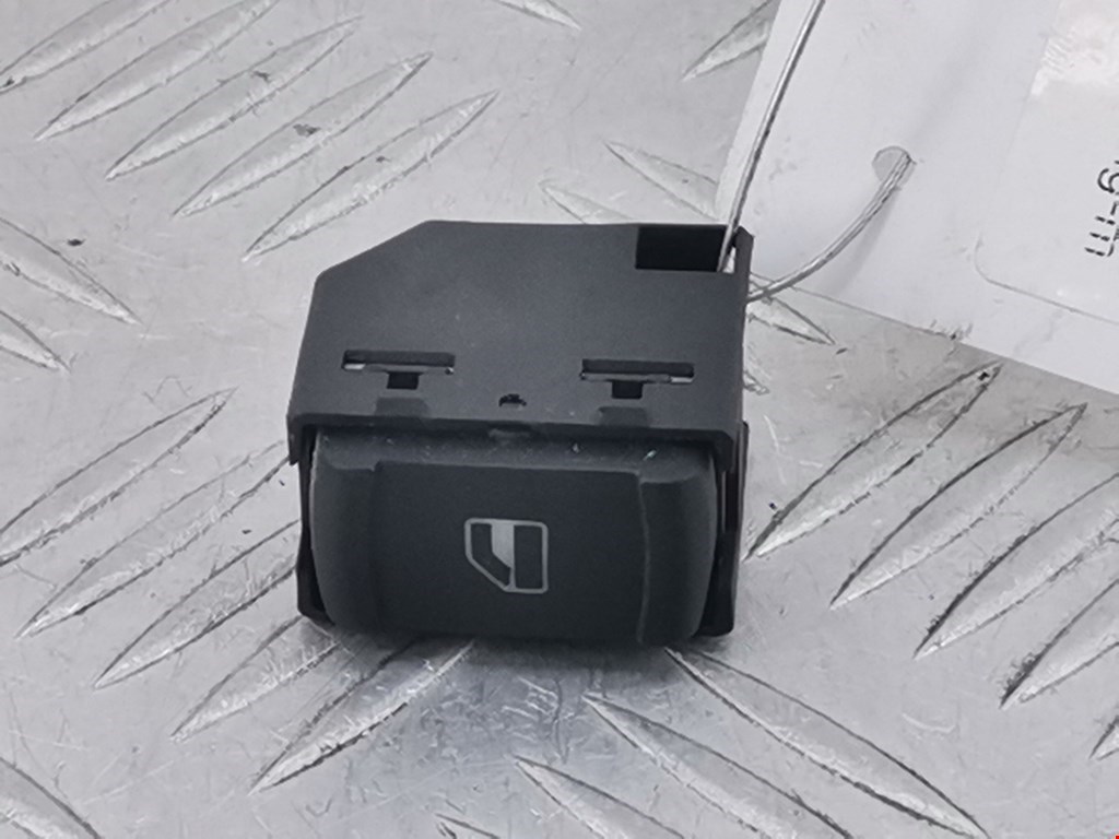 Кнопка стеклоподъемника VOLKSWAGEN Passat B5 1997-2005