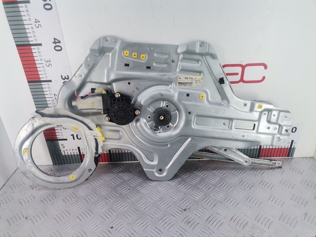 Стеклоподъемник передний правый KIA Cerato I 2004-2009