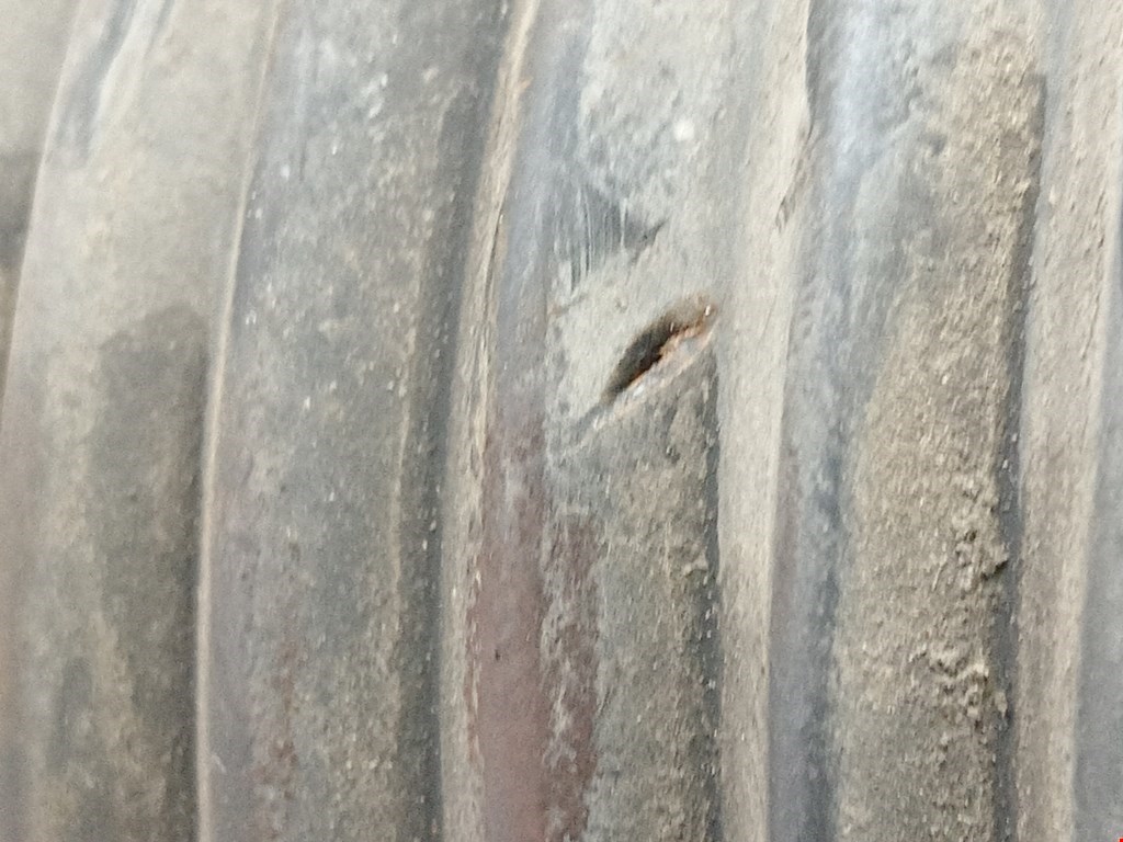 Амортизатор задний правый VOLKSWAGEN Touareg 2002-2010