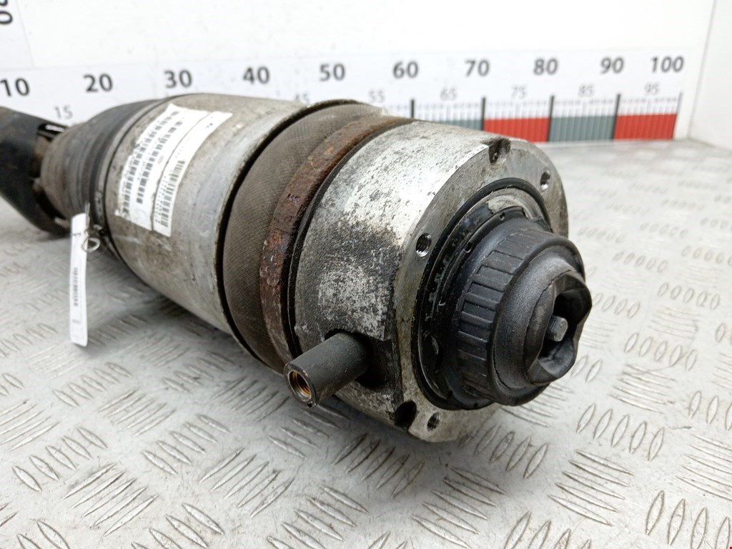 Амортизатор задний правый VOLKSWAGEN Touareg 2002-2010