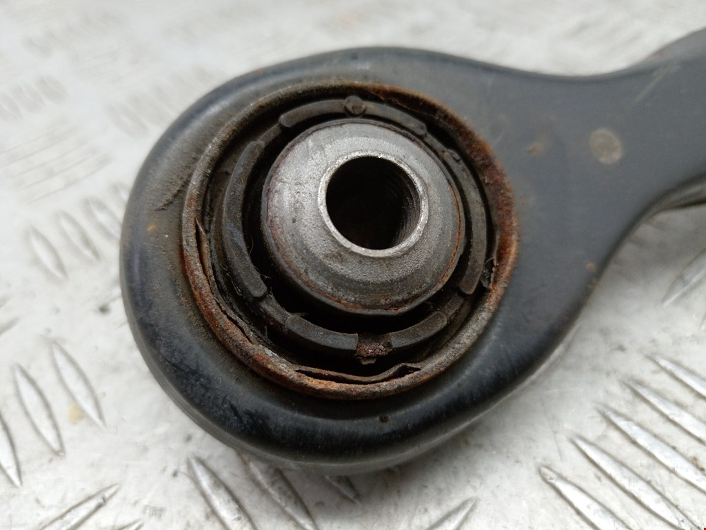 Рычаг задний правый BMW 1er E81\E87 2004-2011