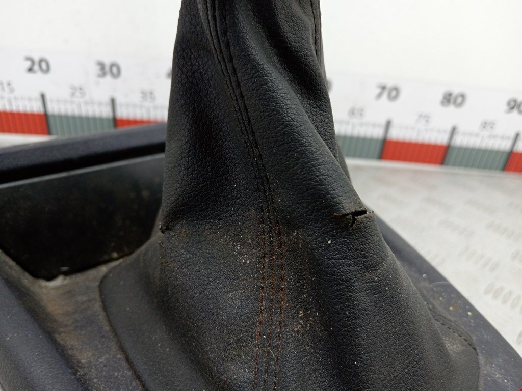 Консоль VOLKSWAGEN Polo IV 2001-2009