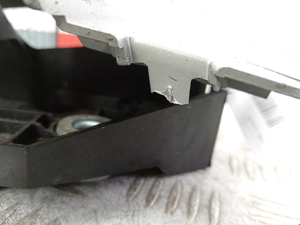 Кулиса (селектор) АКПП/МКПП в салоне VOLVO V40 I 1995-2004