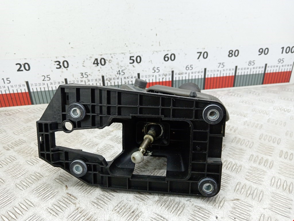 Кулиса (селектор) АКПП/МКПП в салоне VOLVO V40 I 1995-2004