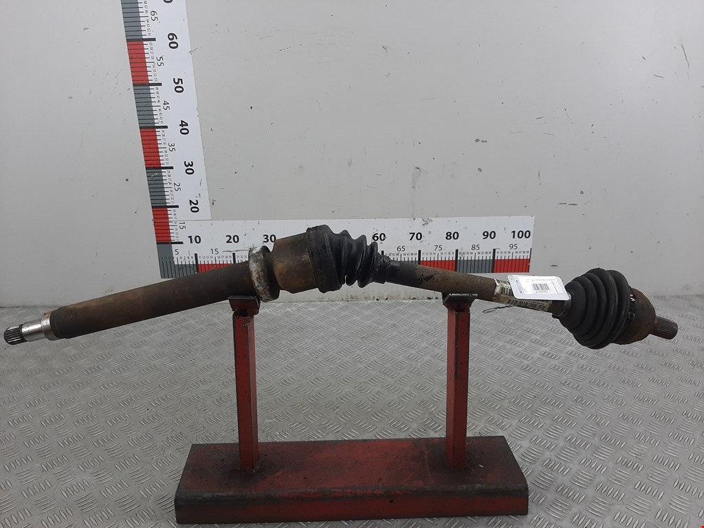 Полуось (привод, приводной вал) передняя правая FORD C-MAX 2003-2010