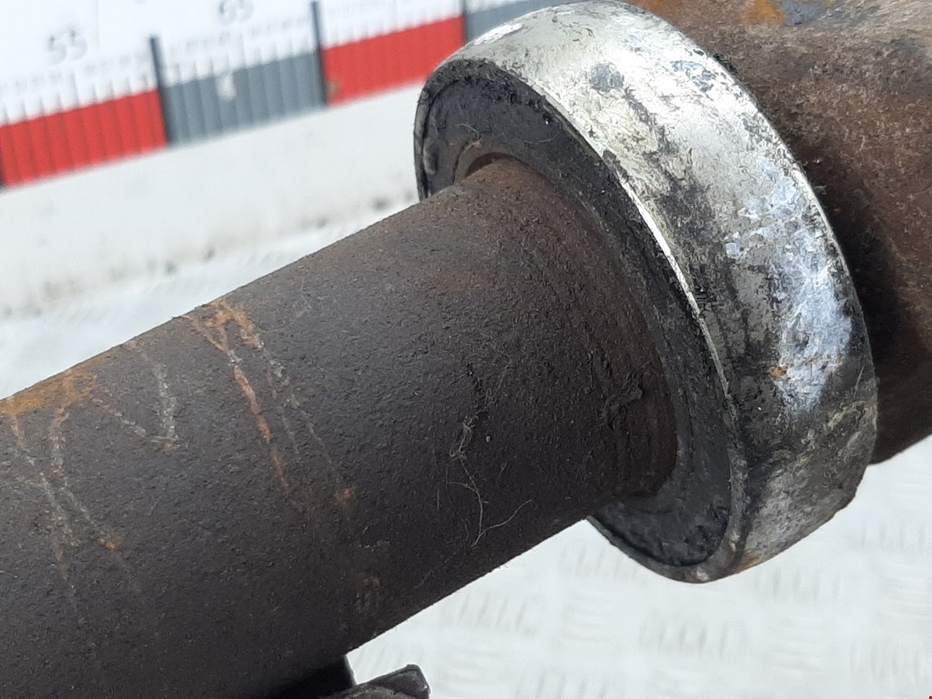 Полуось (привод, приводной вал) передняя правая FORD C-MAX 2003-2010