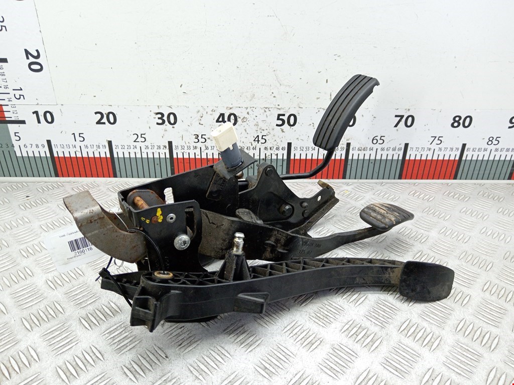 Блок педалей (педальный узел) RENAULT Megane II 2002-2009