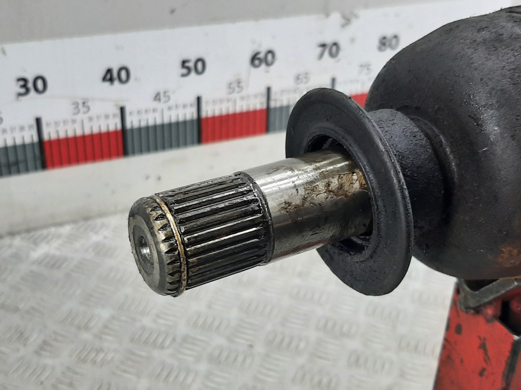 Полуось (привод, приводной вал) передняя правая OPEL Signum 2003-2008