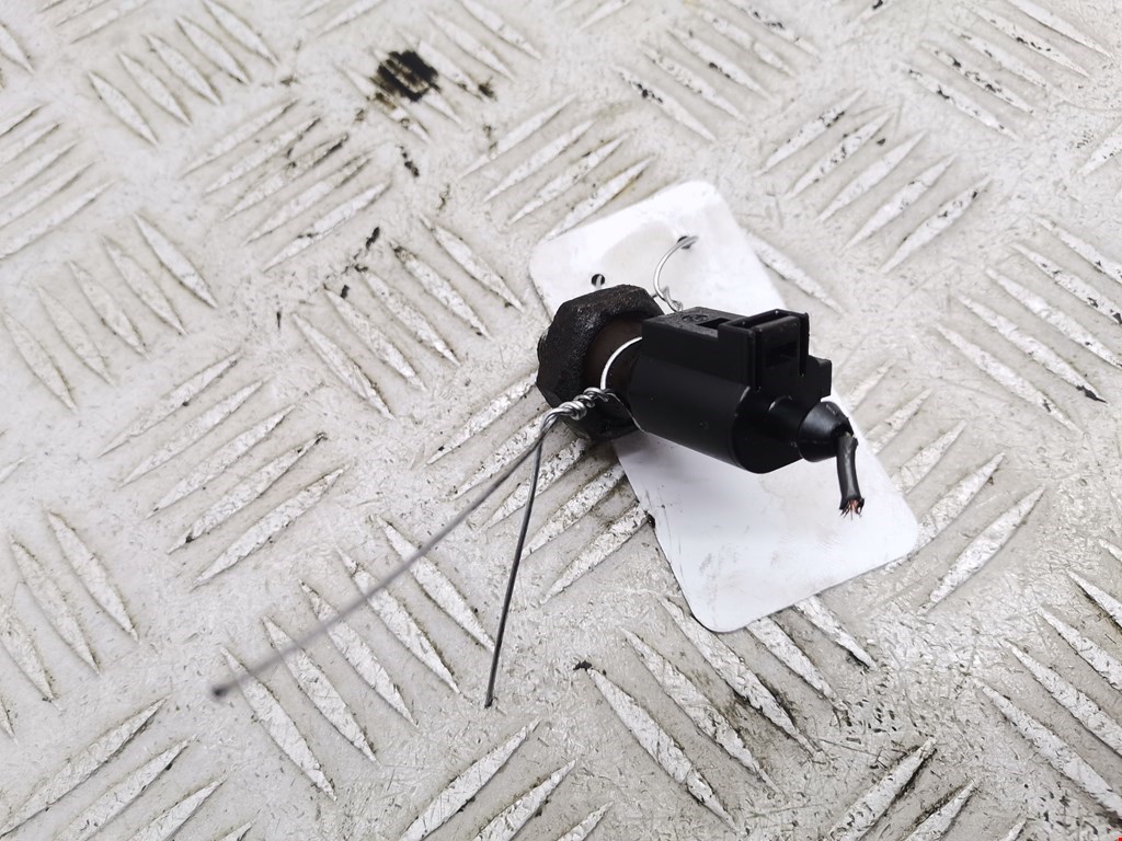 Датчик давления масла VOLKSWAGEN Golf IV 1997-2003