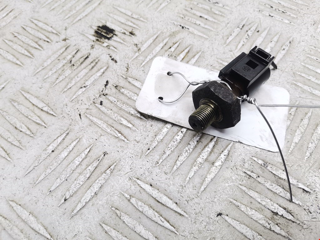 Датчик давления масла VOLKSWAGEN Golf IV 1997-2003