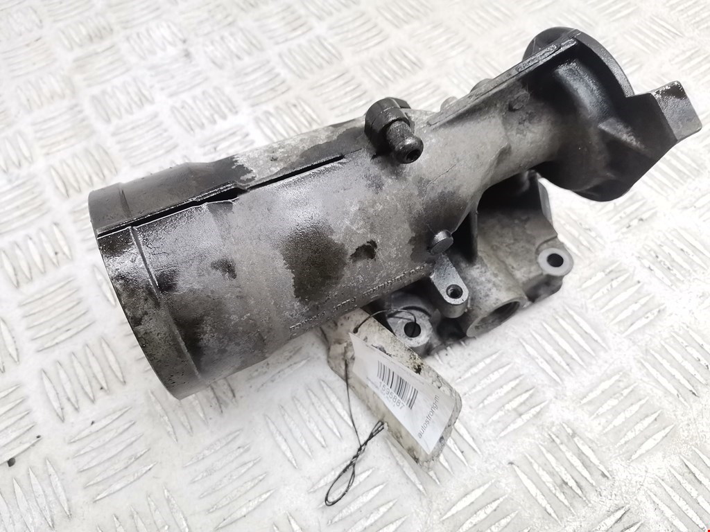 Корпус масляного фильтра VOLKSWAGEN Golf V Plus 2004-2009