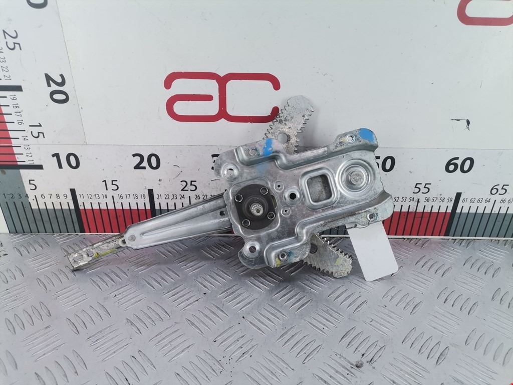 Стеклоподъемник задний левый NISSAN Micra K12 2003-2010