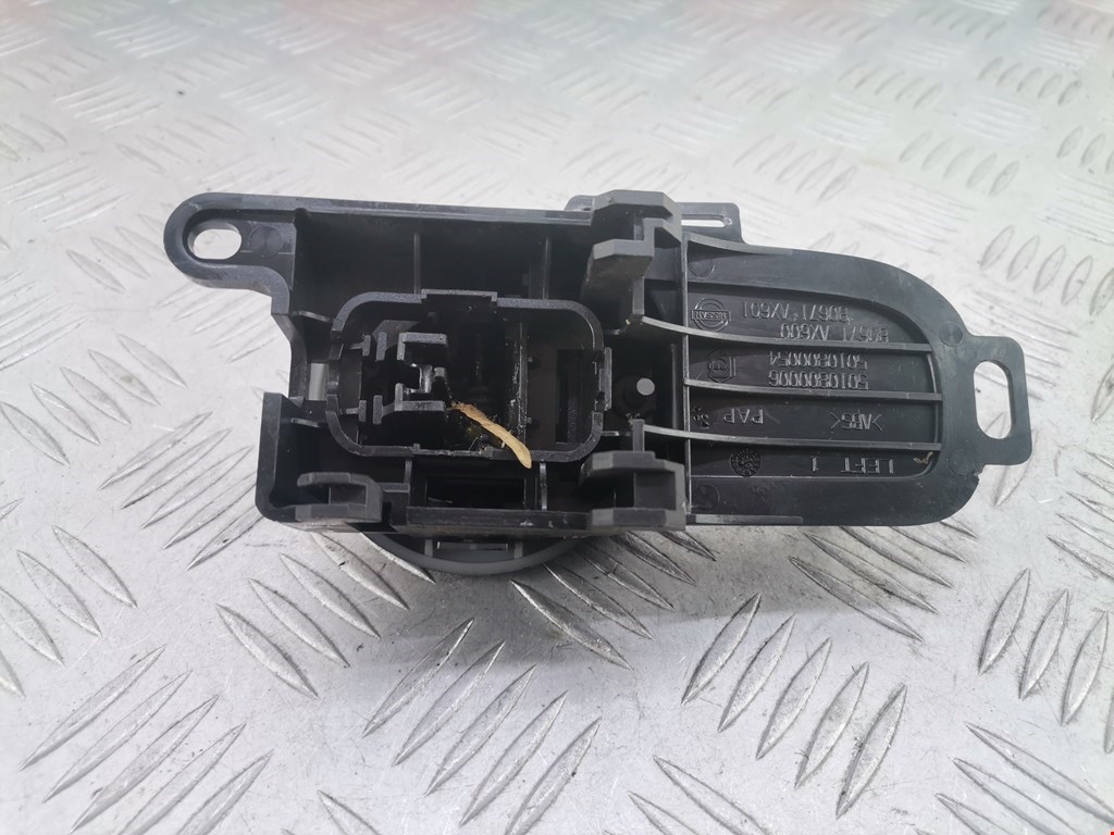Ручка дверная задняя внутренняя левая NISSAN Micra K12 2003-2010