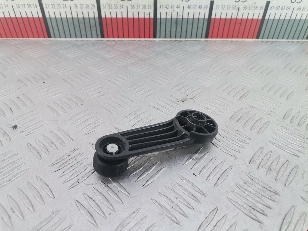 Ручка стеклоподъемника NISSAN Micra K12 2003-2010