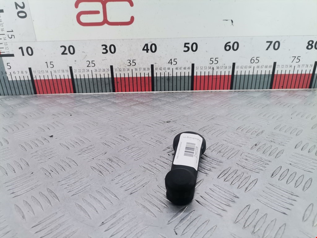 Ручка стеклоподъемника NISSAN Micra K12 2003-2010