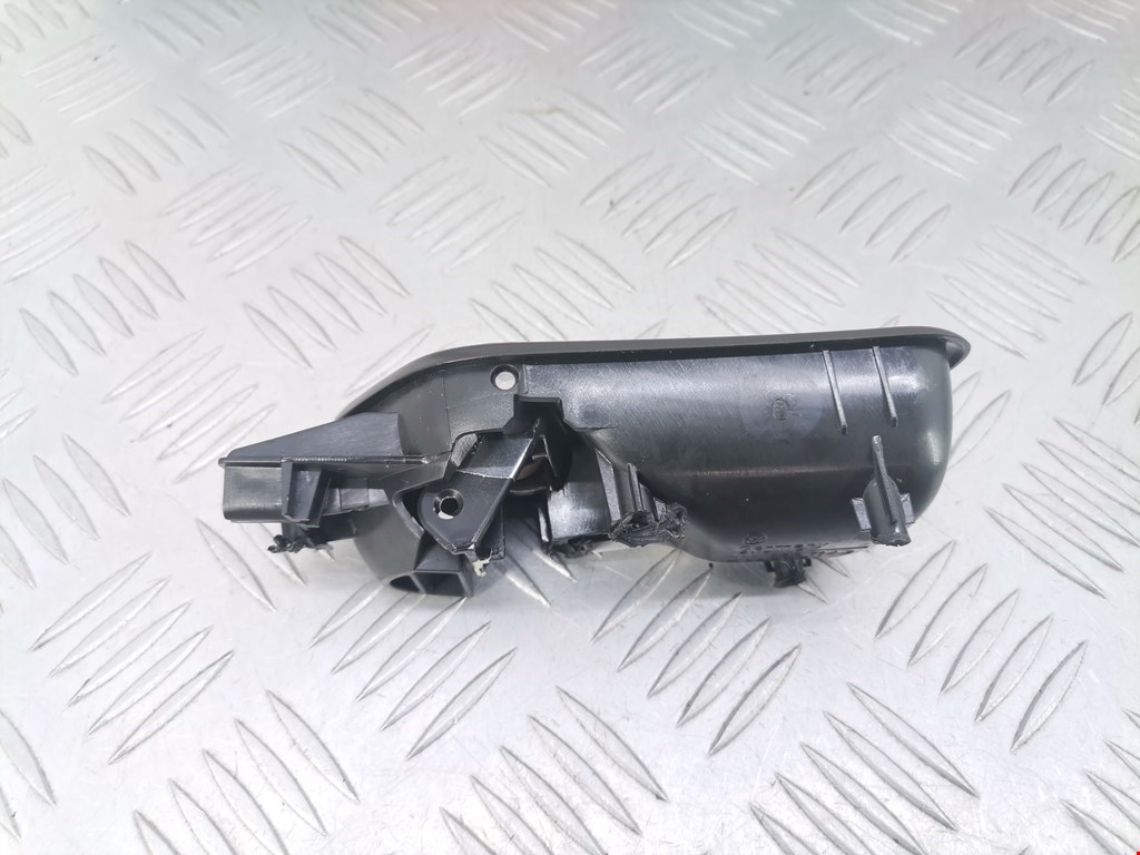 Ручка дверная задняя внутренняя правая VOLKSWAGEN Touran 2003-2010