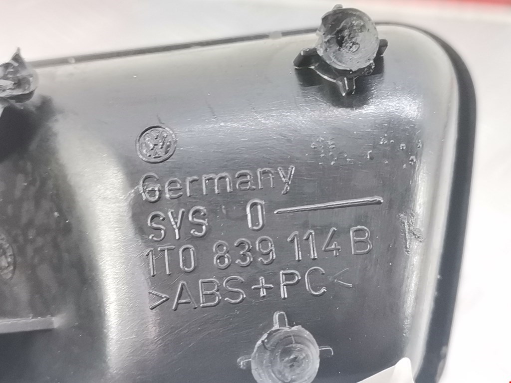 Ручка дверная задняя внутренняя правая VOLKSWAGEN Touran 2003-2010