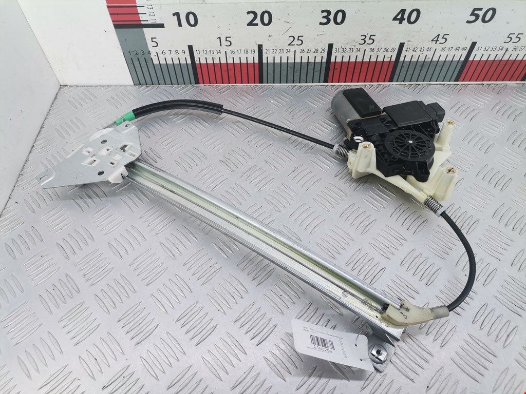 Стеклоподъемник задний правый MITSUBISHI Space Star 1999-2006