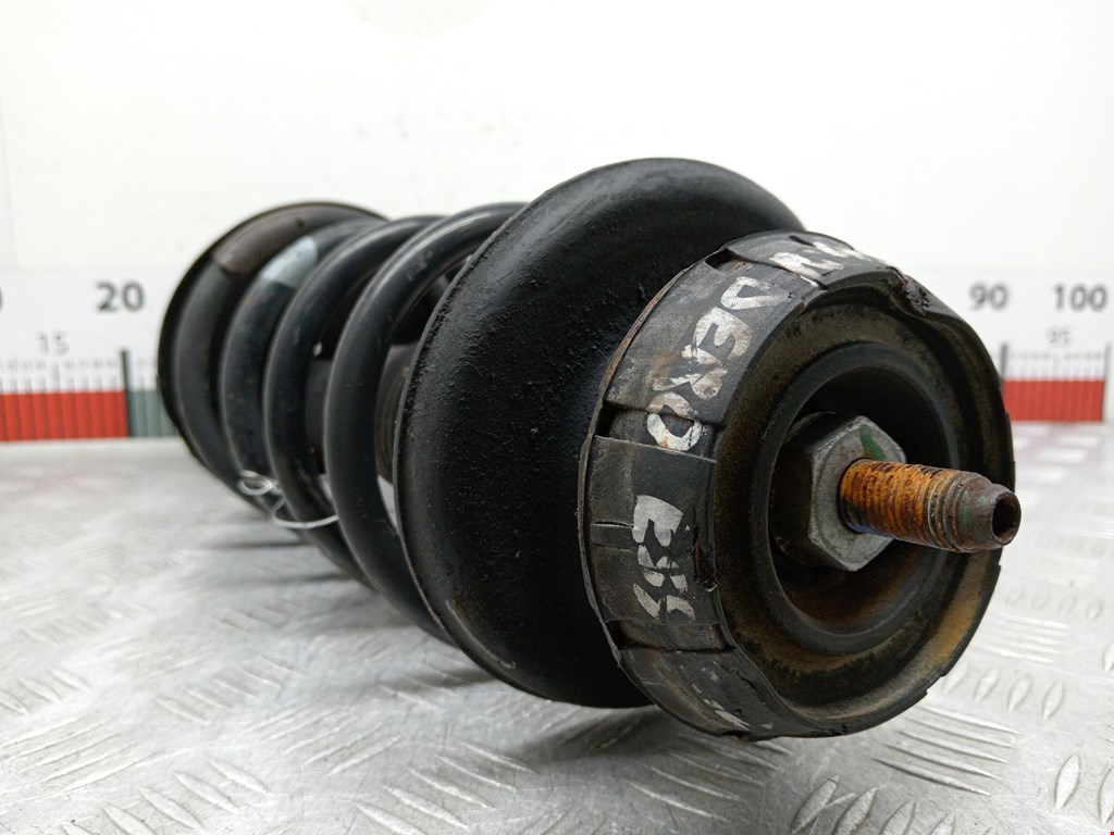 Амортизатор передний правый RENAULT Sandero 2009-2014