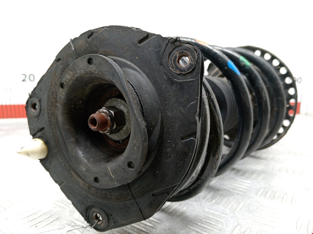 Амортизатор передний правый RENAULT Megane II 2002-2009