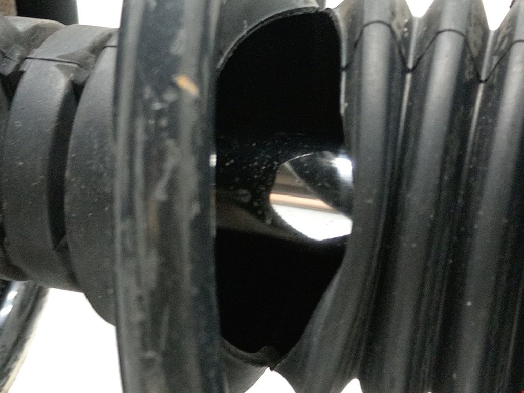 Амортизатор передний правый RENAULT Megane II 2002-2009