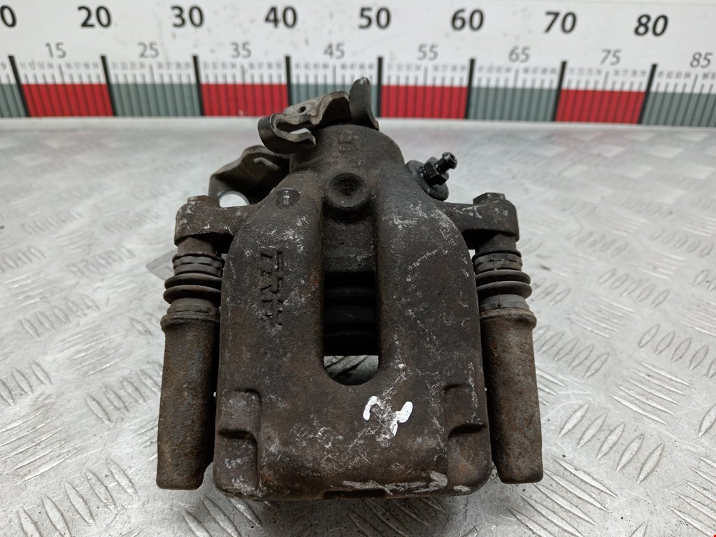 Суппорт задний правый PEUGEOT 307 2001-2008