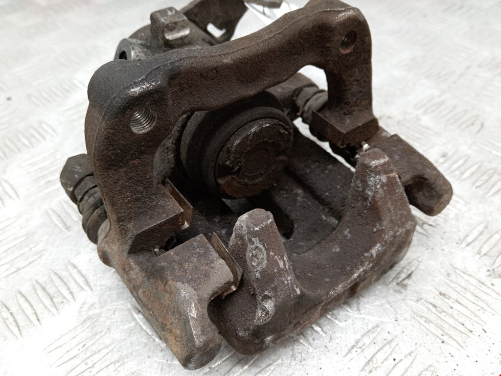 Суппорт задний правый PEUGEOT 307 2001-2008