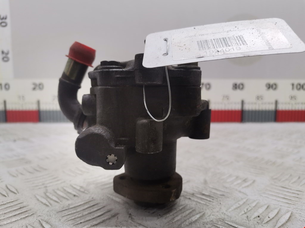 Насос гидроусилителя руля (ГУР) VOLKSWAGEN Golf IV 1997-2003